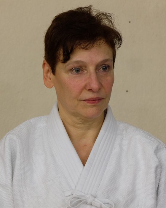 Chantal Danthine en keikogi au dojo